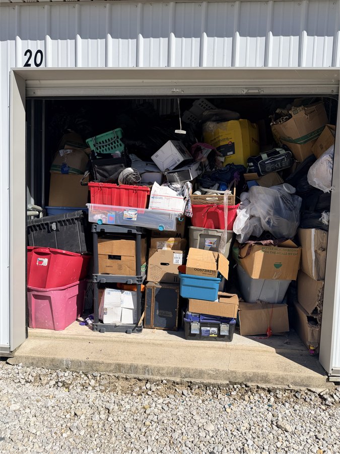 10 x 10 storage unit in Marion, IN