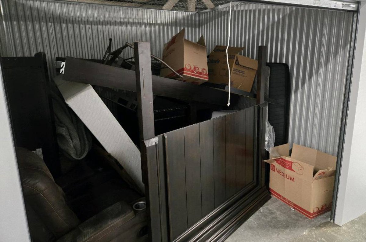 20 x 10 storage unit in Buffalo Grove, IL