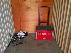 5 x 10 storage unit in Tucson, AZ