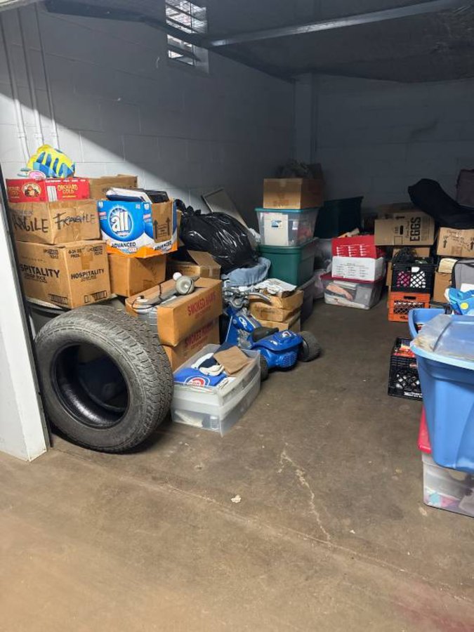 10 x 17 storage unit in Cicero, IL