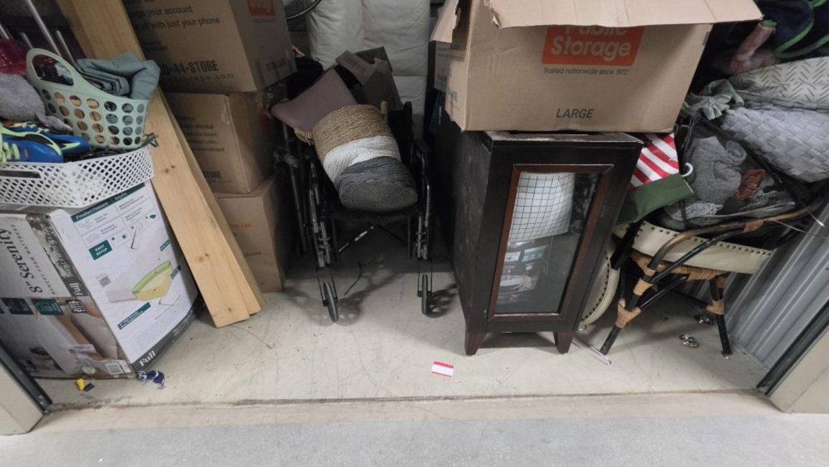 10 x 10 storage unit in Pembroke Pines, FL