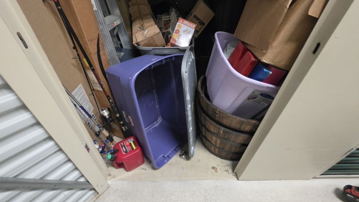 5 x 10 storage unit in Pembroke Pines, FL