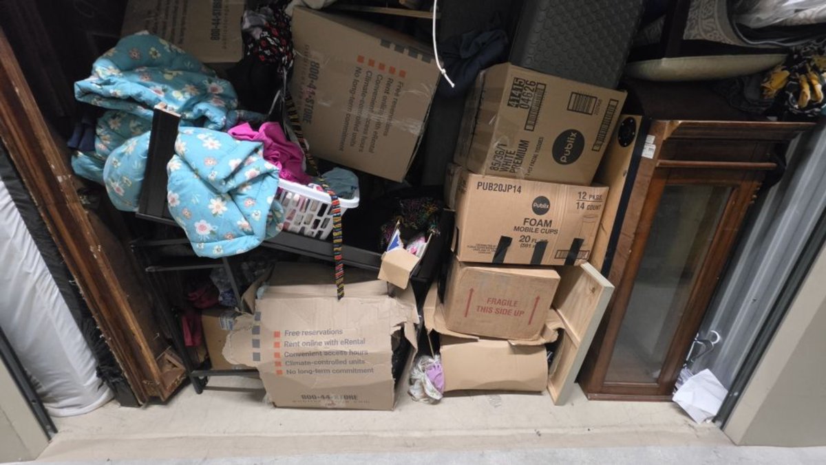 10 x 10 storage unit in Pembroke Pines, FL