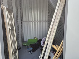 5 x 10 storage unit in Brandon, FL