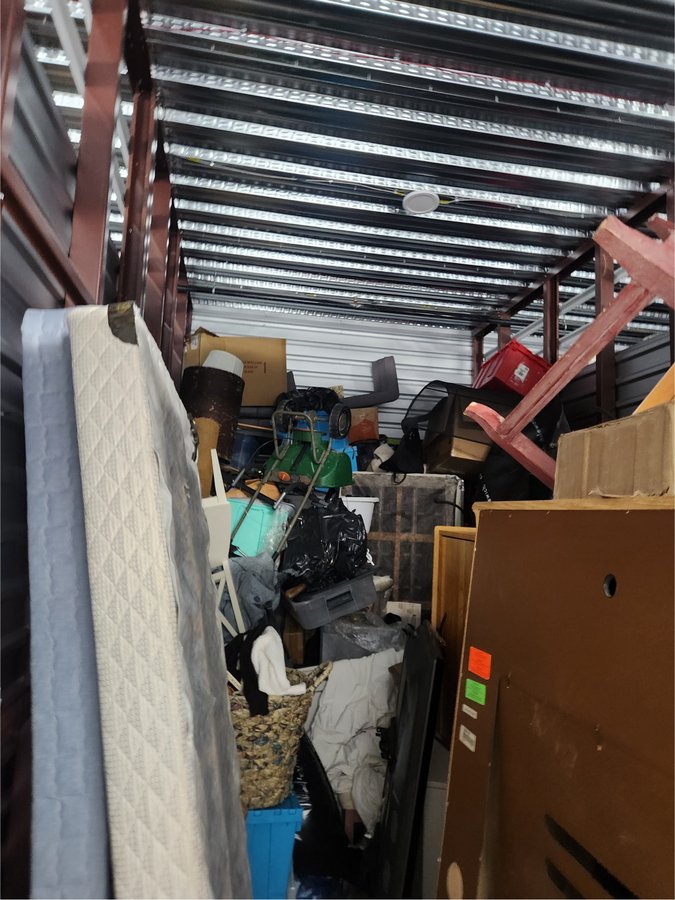 10 x 20 storage unit in Berkeley Heights, NJ