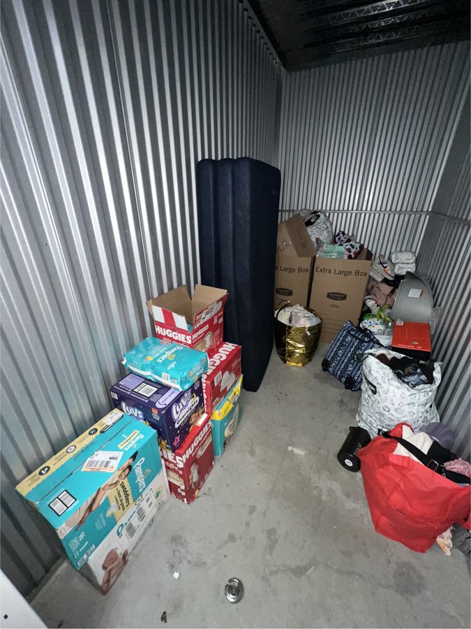5 x 10 storage unit in Newark, NJ