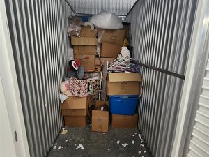 5 x 10 storage unit in Poinciana, FL