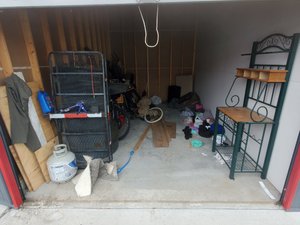 10 x 15 storage unit in Lincoln, NE