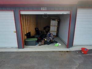 10 x 15 storage unit in Lincoln, NE
