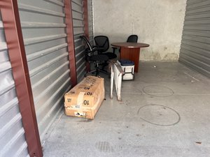 10 x 20 storage unit in Deerfield Beach, FL