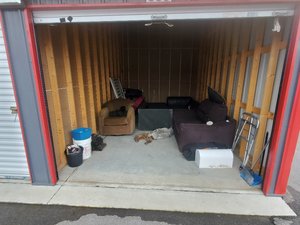 10 x 15 storage unit in Lincoln, NE