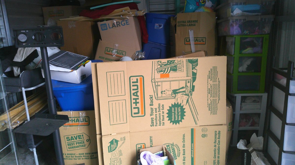 10 x 10 storage unit in Columbus, OH