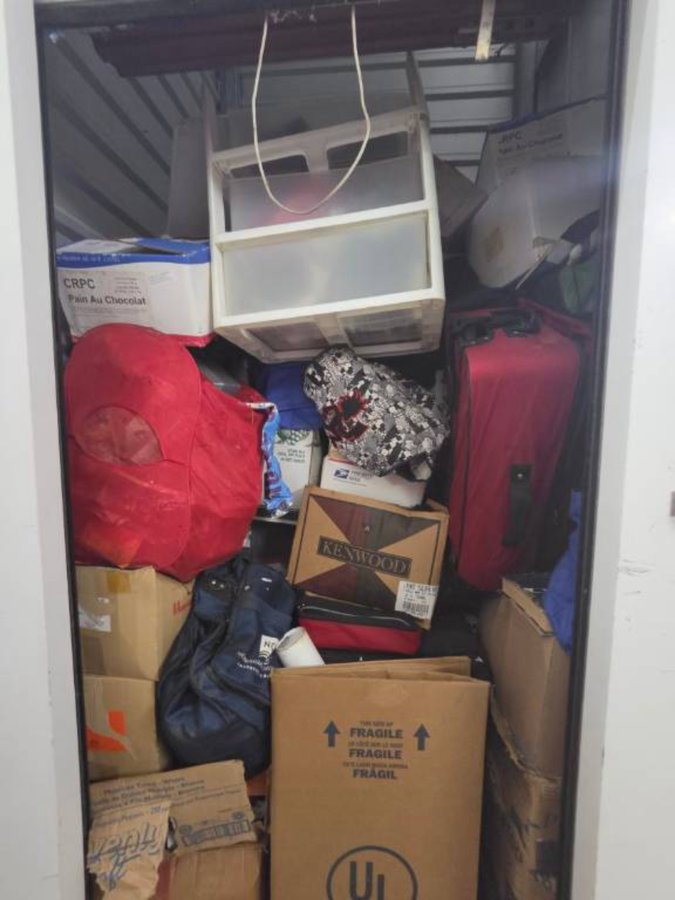 5 x 5 storage unit in Hilo, HI