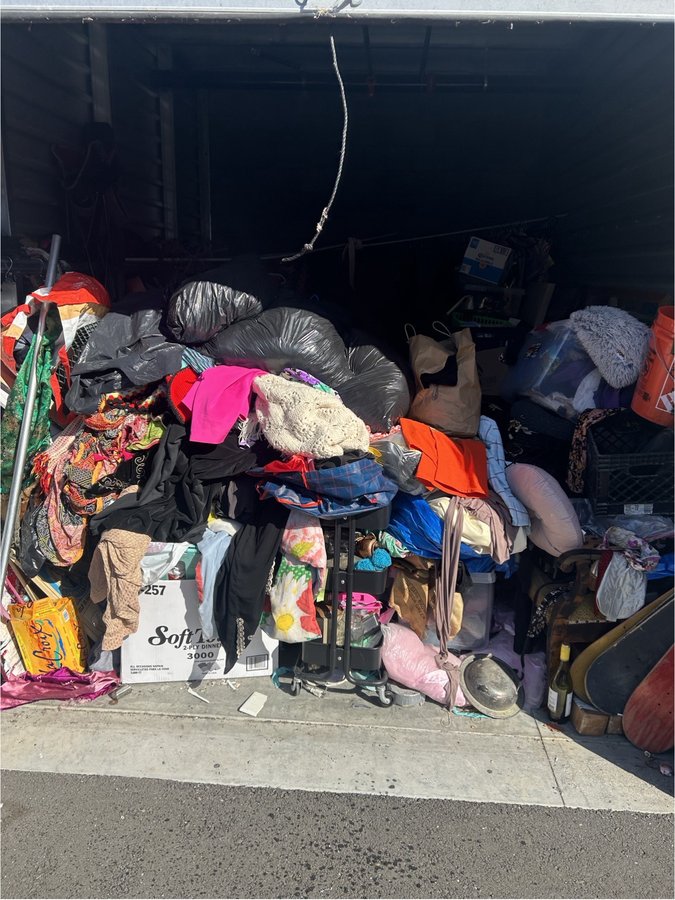 10 x 15 storage unit in Richmond, CA