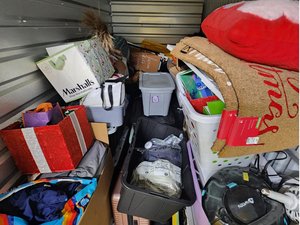 5 x 10 storage unit in West Seneca, NY