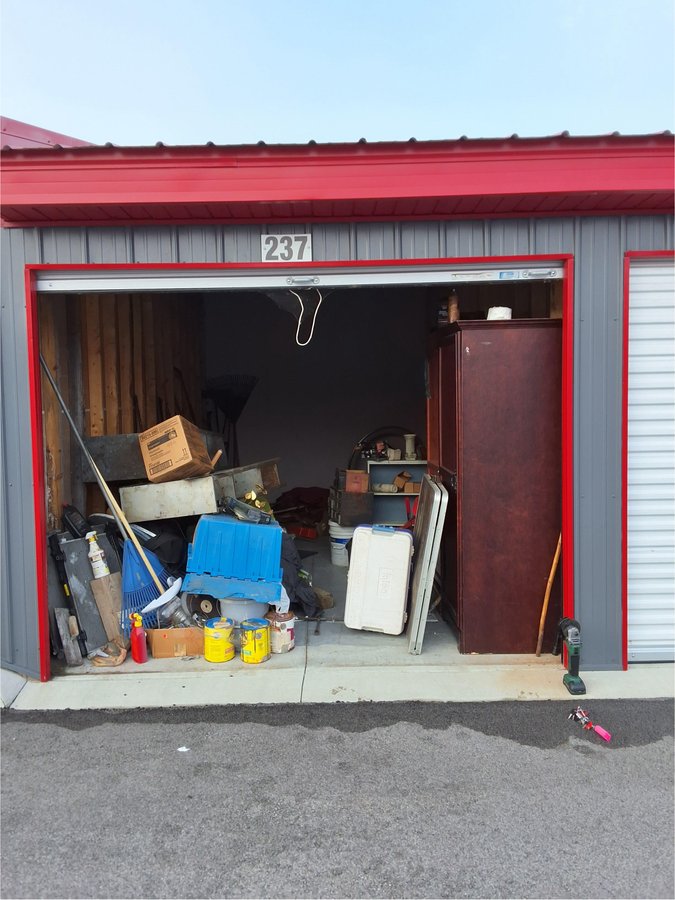 10 x 20 storage unit in Lafayette, IN