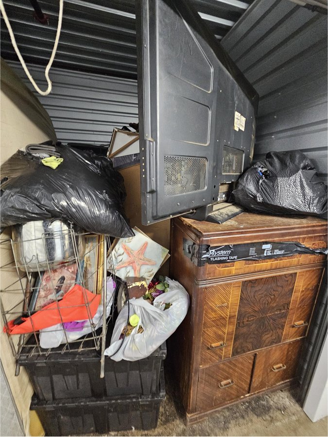 10 x 10 storage unit in Kansas City, MO