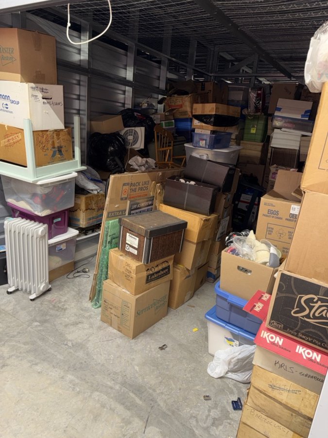 10 x 15 storage unit in Maple Grove, MN