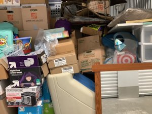10 x 20 storage unit in Jacksonville, FL