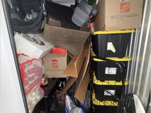 5 x 8 storage unit in Flushing, NY