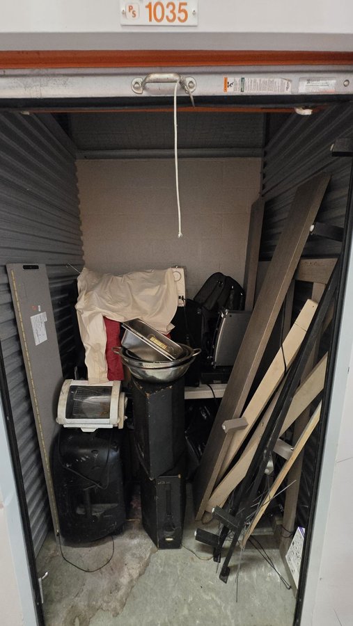 5 x 5 storage unit in Miami, FL