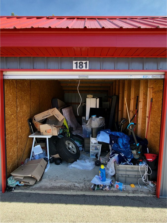 10 x 20 storage unit in Jackson, MI