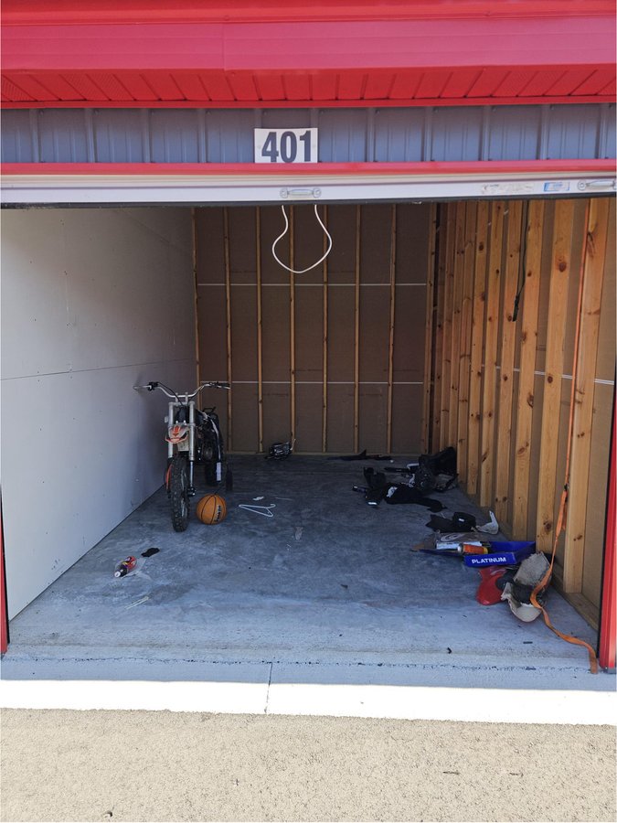 10 x 15 storage unit in Bay City, MI