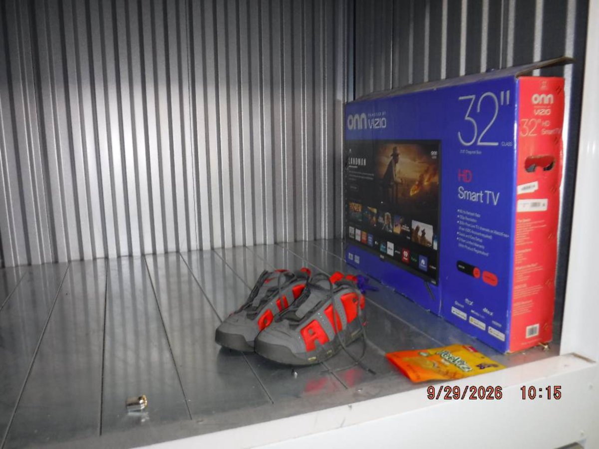 4 x 4 storage unit in Washington, DC