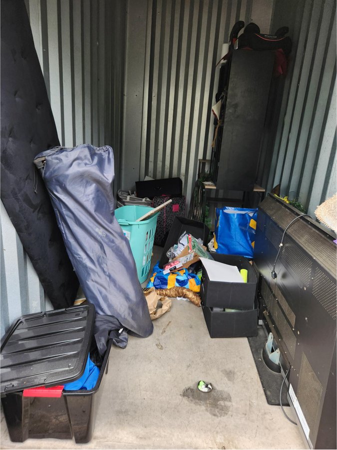 5 x 10 storage unit in Waterbury, CT