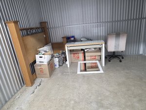 13 x 10 storage unit in Troy, MI