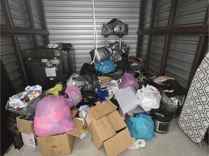 10 x 10 storage unit in Savannah, GA