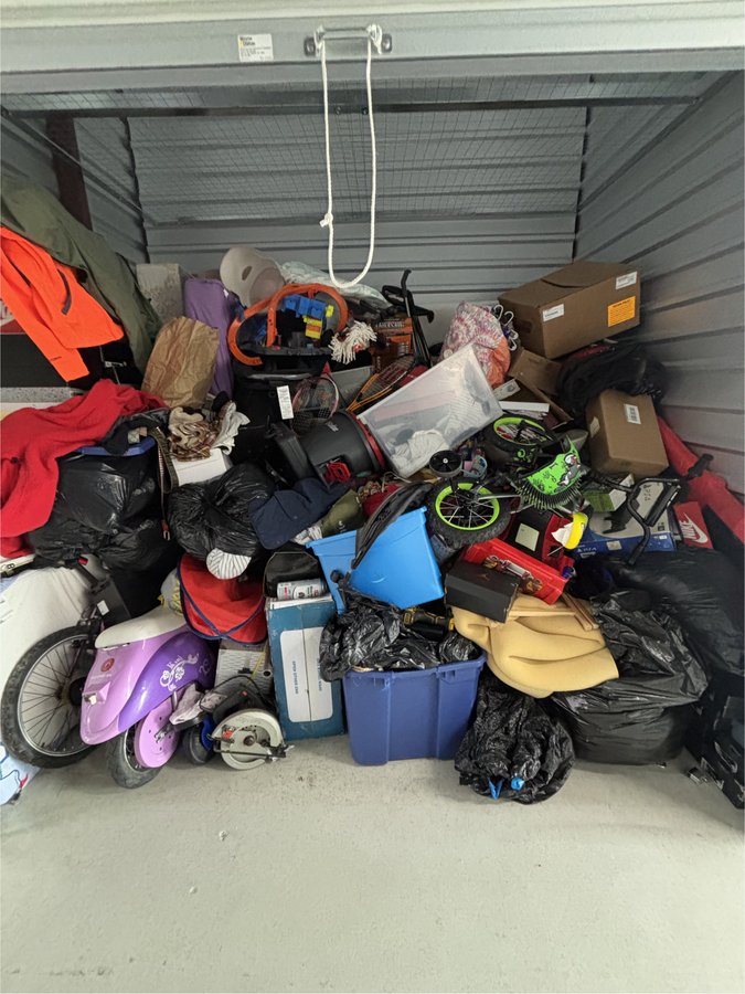 10 x 7 storage unit in Middle River, MD