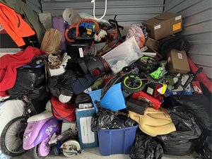 10 x 7 storage unit in Middle River, MD