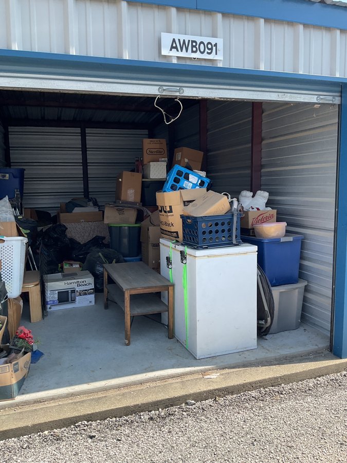 10 x 20 storage unit in Washington, IN