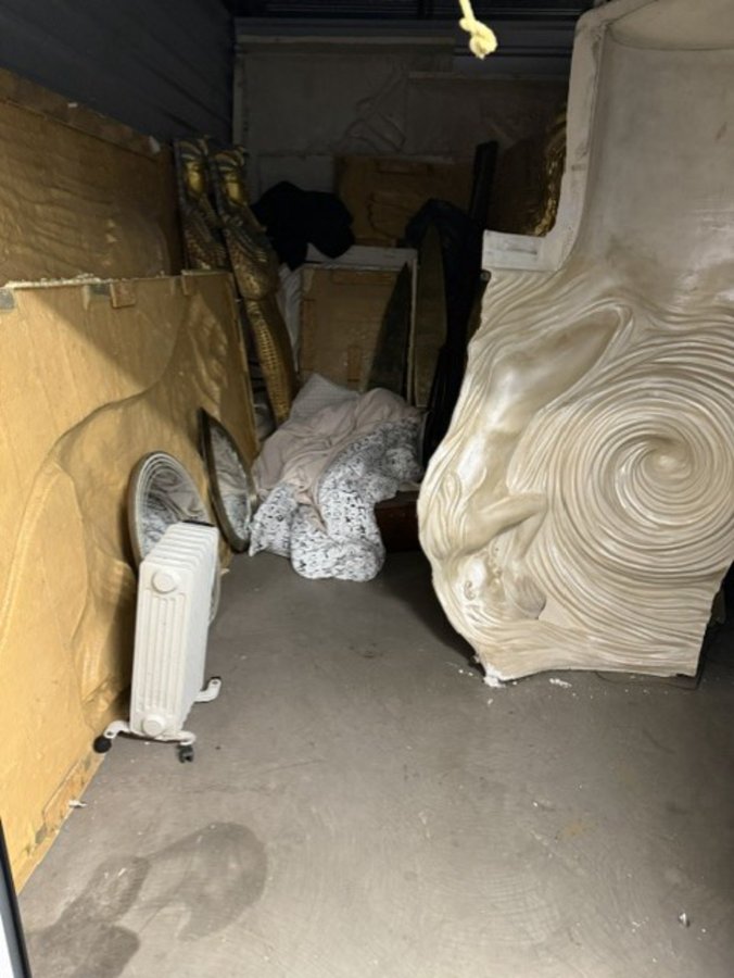 10 x 15 storage unit in Edgewater, NJ
