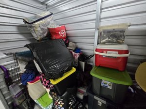 5 x 10 storage unit in Duluth, GA