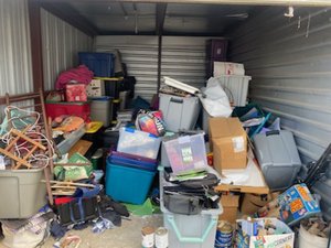10 x 15 storage unit in Warminster, PA