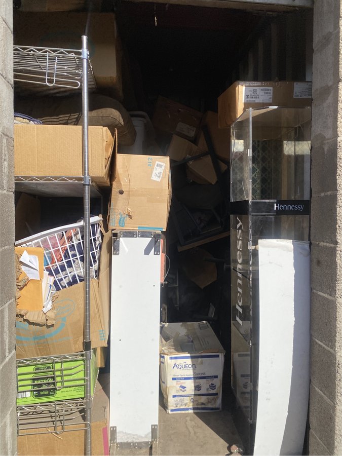 10 x 10 storage unit in Tucson, AZ