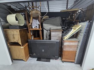 10 x 10 unit in South Pasadena