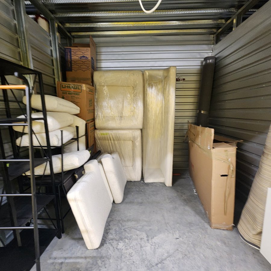 10 x 10 storage unit in Charlotte, NC