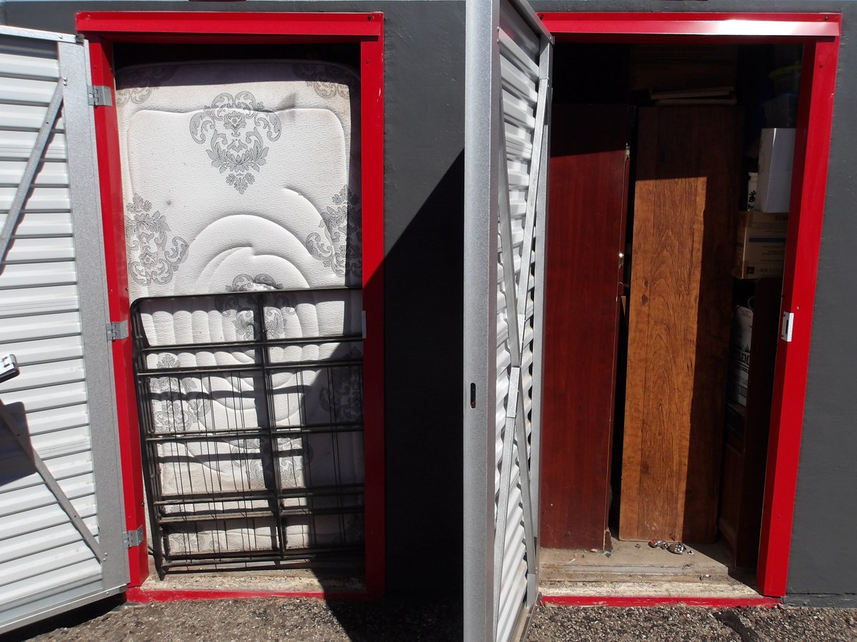 10 x 10 storage unit in Tucson, AZ