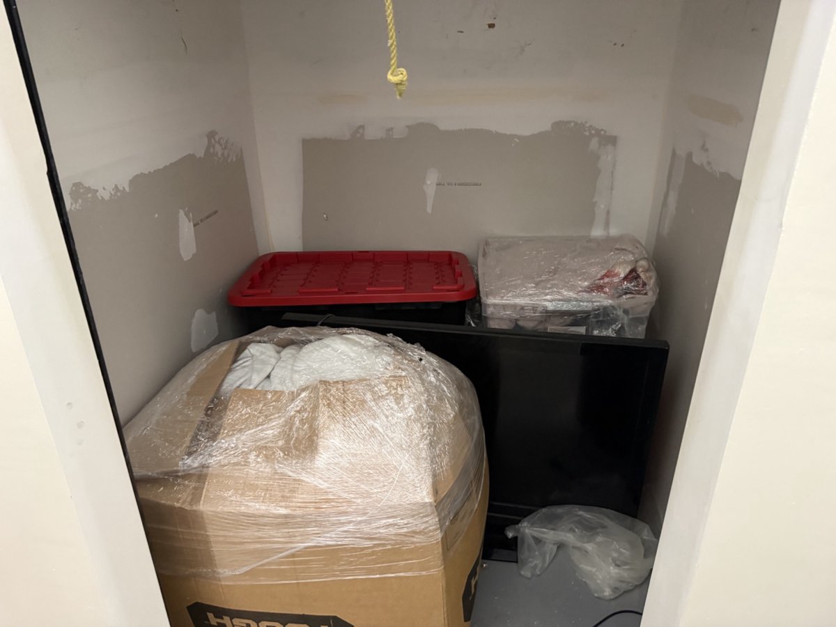 4 x 4 storage unit in Fort Lauderdale, FL