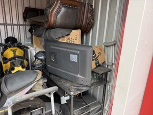 10 x 10 storage unit in Fort Lauderdale, FL