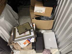 5 x 10 storage unit in Pompano Beach, FL