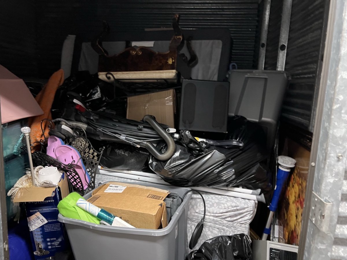 10 x 10 storage unit in No Lauderdale, FL