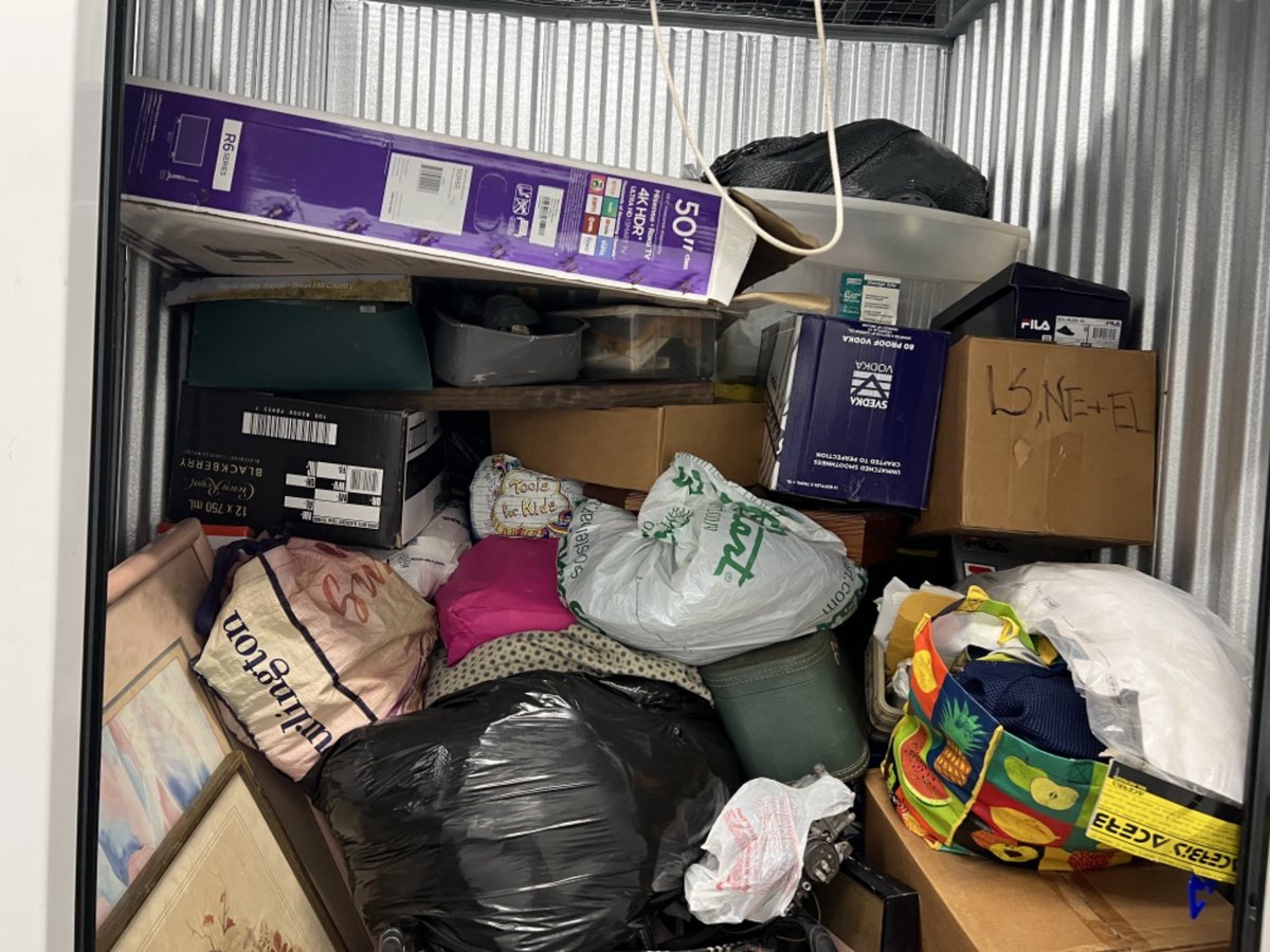 5 x 5 storage unit in Pompano Beach, FL