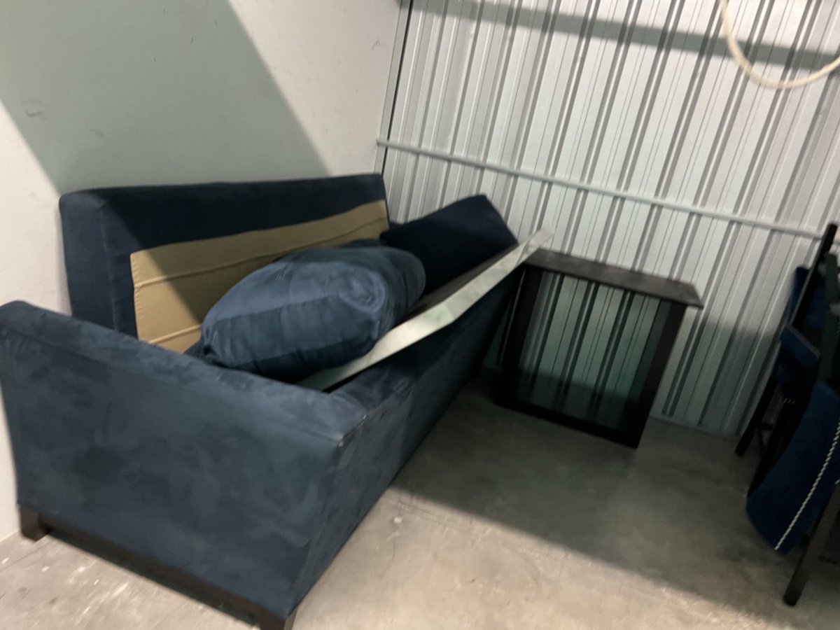 10 x 10 storage unit in Sunrise, FL