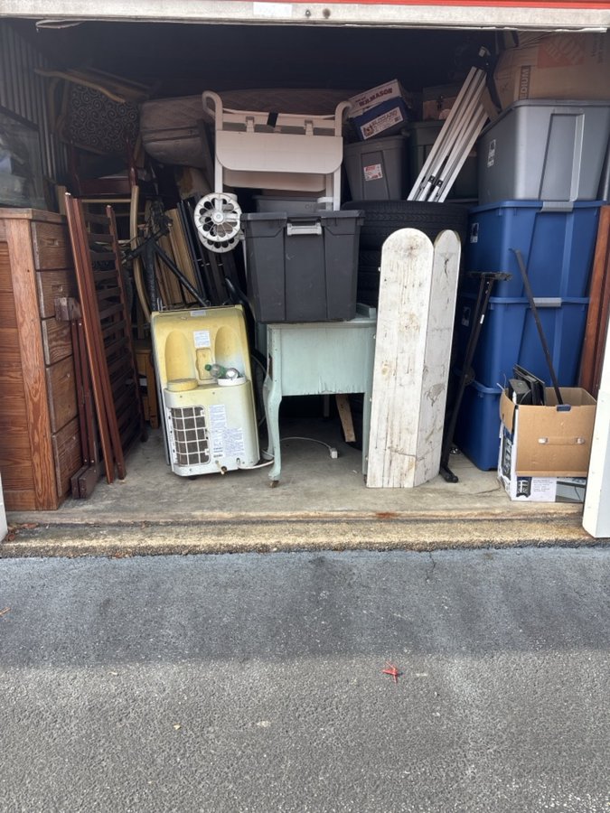 10 x 20 storage unit in New Castle, DE