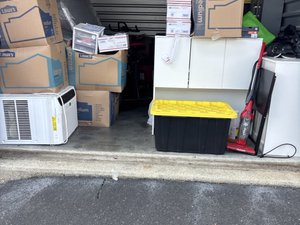 10 x 15 storage unit in New Castle, DE