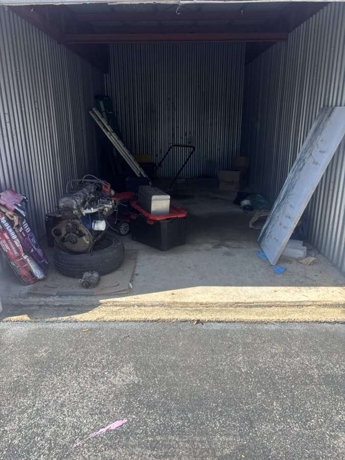 10 x 20 storage unit in New Castle, DE